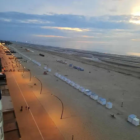 La Panne Appartement Buitenkant foto